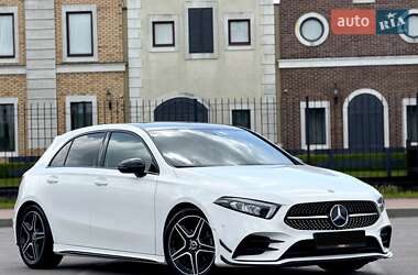 Хетчбек Mercedes-Benz A-Class 2018 в 