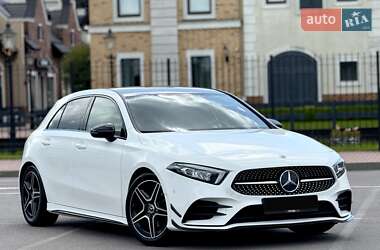 Хетчбек Mercedes-Benz A-Class 2018 в 