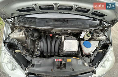 Хэтчбек Mercedes-Benz A-Class 2005 в 