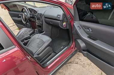 Хэтчбек Mercedes-Benz A-Class 2006 в 