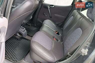 Хэтчбек Mercedes-Benz A-Class 1999 в 