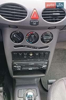 Хэтчбек Mercedes-Benz A-Class 1999 в 