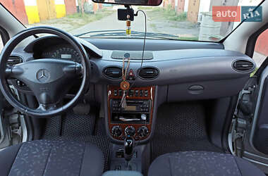 Хэтчбек Mercedes-Benz A-Class 2003 в 