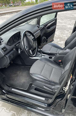 Хэтчбек Mercedes-Benz A-Class 2005 в 