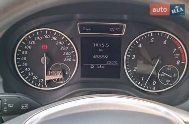Хетчбек Mercedes-Benz A-Class 2013 в 