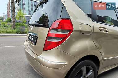Хэтчбек Mercedes-Benz A-Class 2007 в 