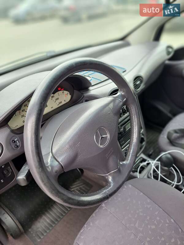 Хэтчбек Mercedes-Benz A-Class 2001 в Черновцах фото 19 Хэтчбек Mercedes-Benz A-Class 2001 в Черновцах