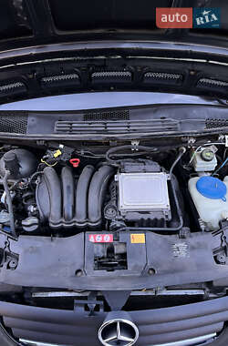 Хэтчбек Mercedes-Benz A-Class 2005 в 