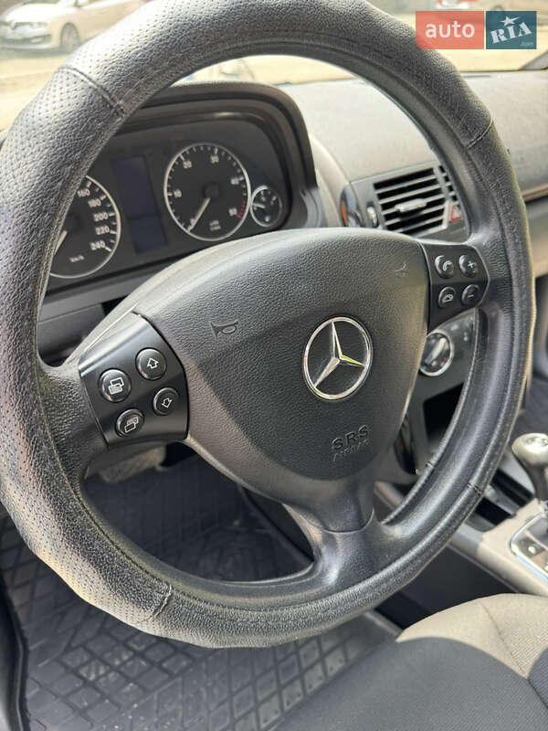 Хэтчбек Mercedes-Benz A-Class 2005 в Черновцах