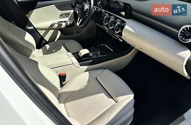 Седан Mercedes-Benz A-Class 2022 в 