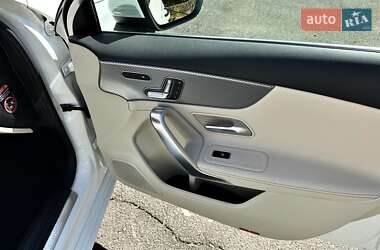 Седан Mercedes-Benz A-Class 2022 в 