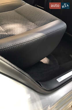 Хетчбек Mercedes-Benz A-Class 2010 в 