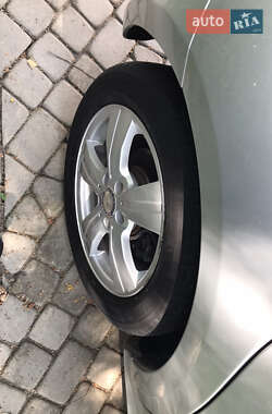 Хетчбек Mercedes-Benz A-Class 2010 в 