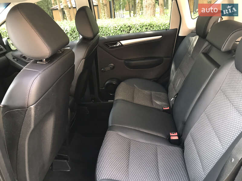 Хэтчбек Mercedes-Benz A-Class 2010 в Луцке