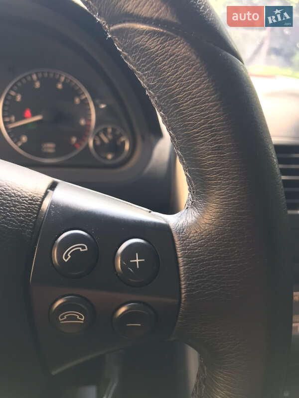 Хэтчбек Mercedes-Benz A-Class 2010 в Луцке