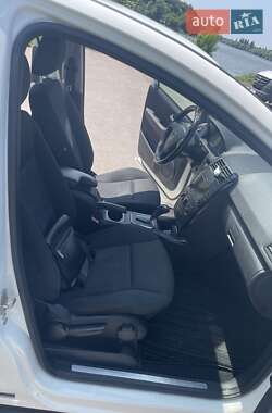 Хэтчбек Mercedes-Benz A-Class 2010 в 
