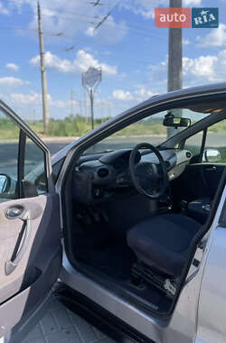Хэтчбек Mercedes-Benz A-Class 1999 в 
