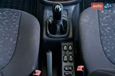 Хэтчбек Mercedes-Benz A-Class 2001 в 