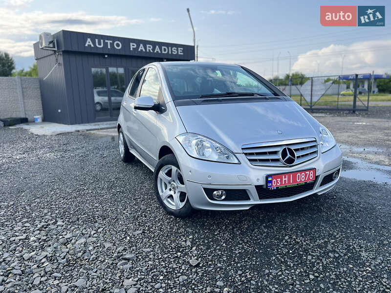 Mercedes-Benz A-Class 2011