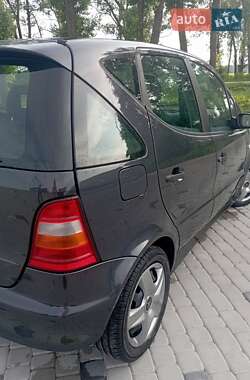 Хэтчбек Mercedes-Benz A-Class 2000 в 