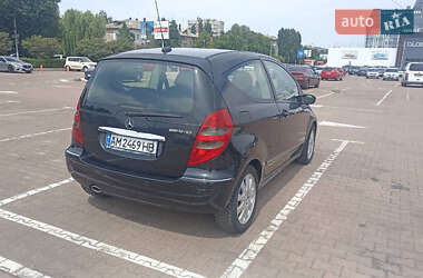 Хэтчбек Mercedes-Benz A-Class 2005 в 
