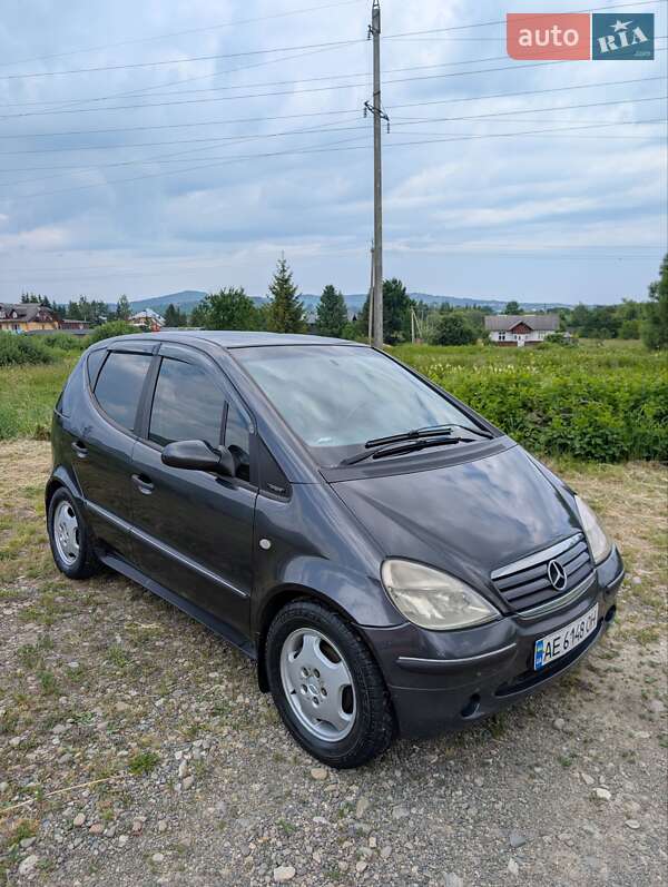 Хэтчбек Mercedes-Benz A-Class 2001 в 
