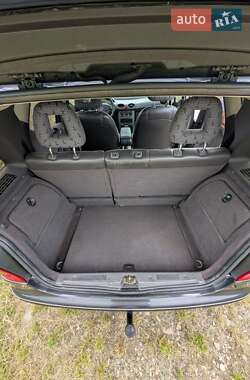 Хэтчбек Mercedes-Benz A-Class 2001 в 