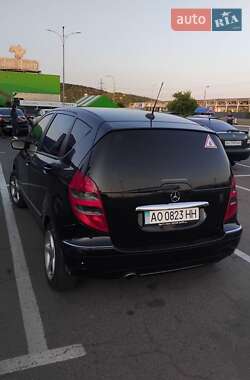 Хэтчбек Mercedes-Benz A-Class 2006 в 