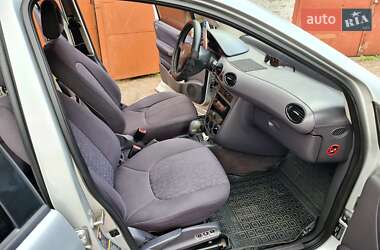 Хэтчбек Mercedes-Benz A-Class 2003 в 