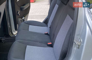 Хэтчбек Mercedes-Benz A-Class 2004 в 