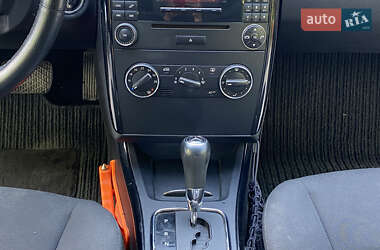Хэтчбек Mercedes-Benz A-Class 2004 в 