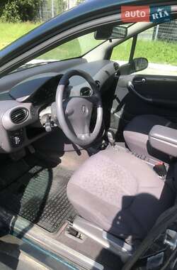Хэтчбек Mercedes-Benz A-Class 2001 в 