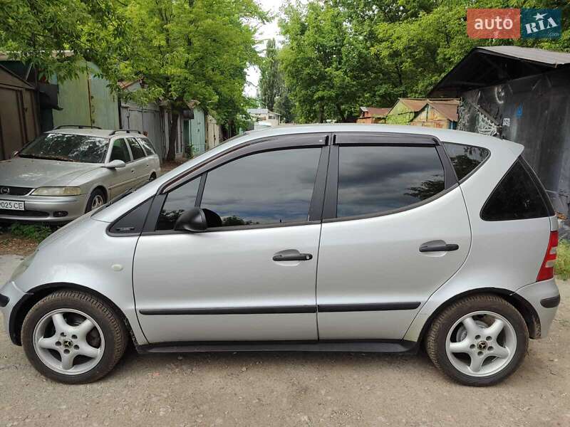 Хетчбек Mercedes-Benz A-Class 2001 в Києві