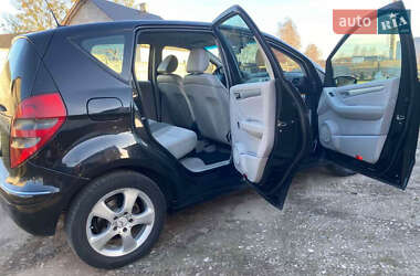 Хетчбек Mercedes-Benz A-Class 2006 в 