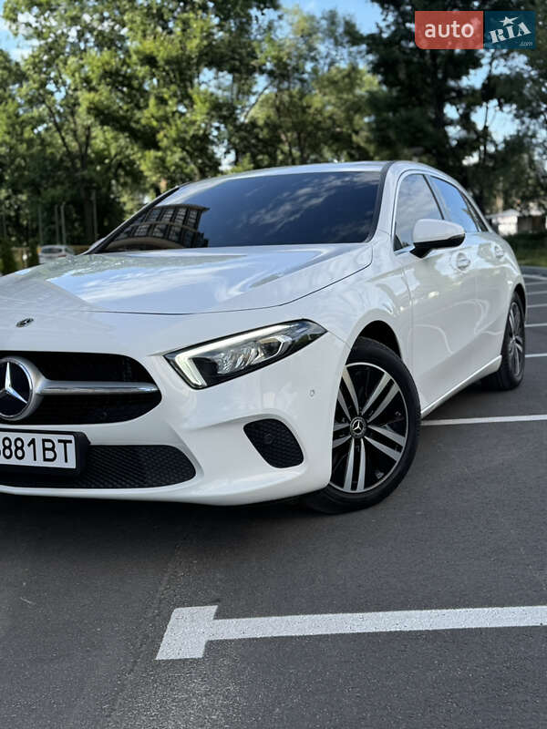 Хетчбек Mercedes-Benz A-Class 2020 в Києві фото 2 Хетчбек Mercedes-Benz A-Class 2020 в Києві