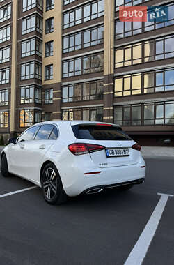 Хэтчбек Mercedes-Benz A-Class 2020 в 