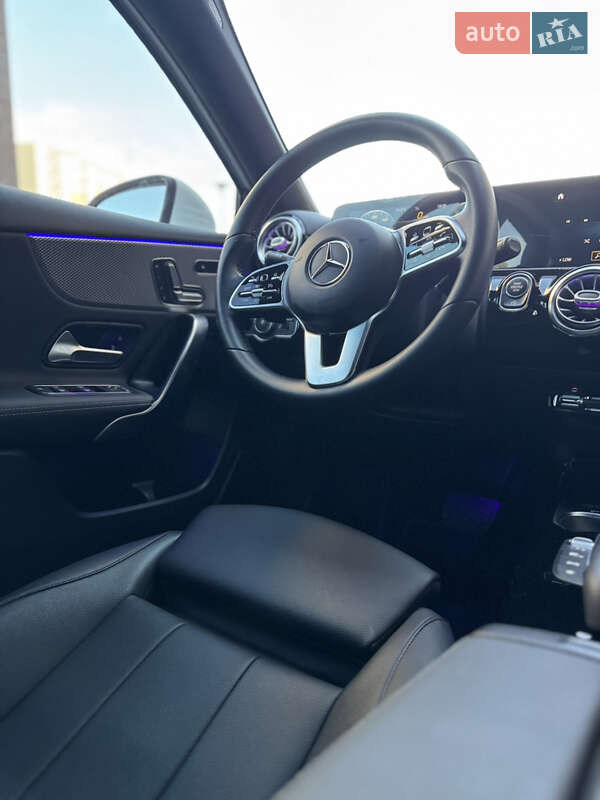 Хетчбек Mercedes-Benz A-Class 2020 в Києві фото 30 Хетчбек Mercedes-Benz A-Class 2020 в Києві