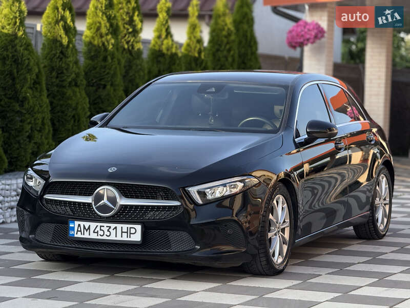 Хетчбек Mercedes-Benz A-Class 2019 в Хмельницькому