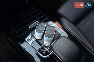 Хэтчбек Mercedes-Benz A-Class 2019 в 