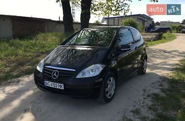 Хэтчбек Mercedes-Benz A-Class 2010 в 