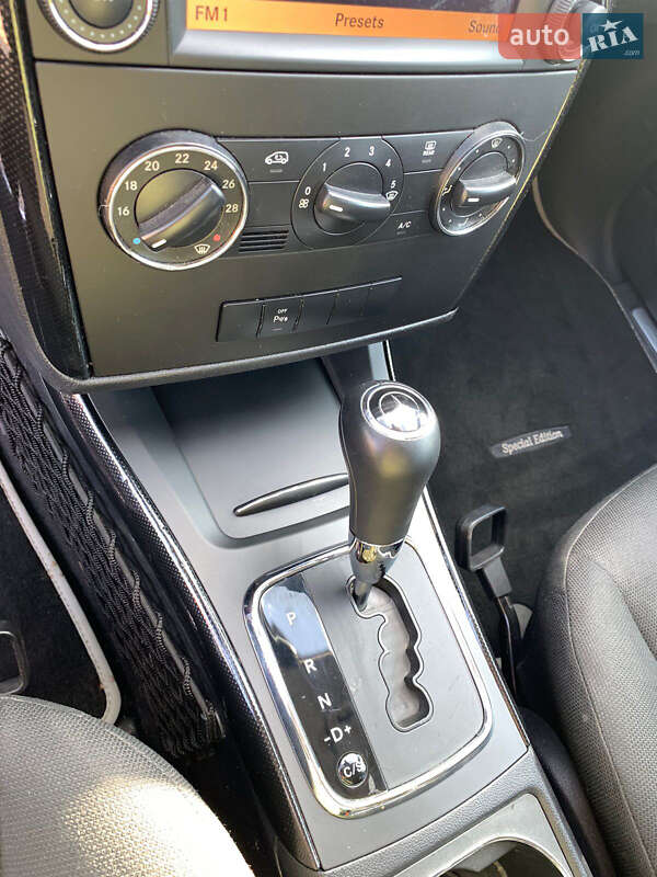 Хэтчбек Mercedes-Benz A-Class 2010 в Киеве