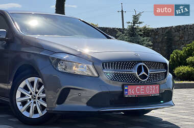Хетчбек Mercedes-Benz A-Class 2018 в 