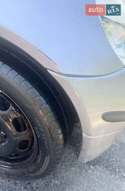 Хэтчбек Mercedes-Benz A-Class 1999 в 