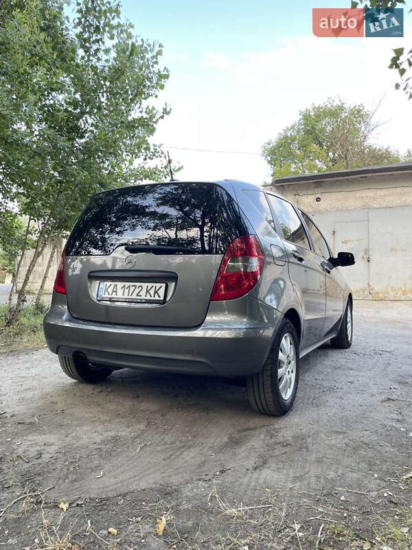 Хэтчбек Mercedes-Benz A-Class 2010 в Киеве