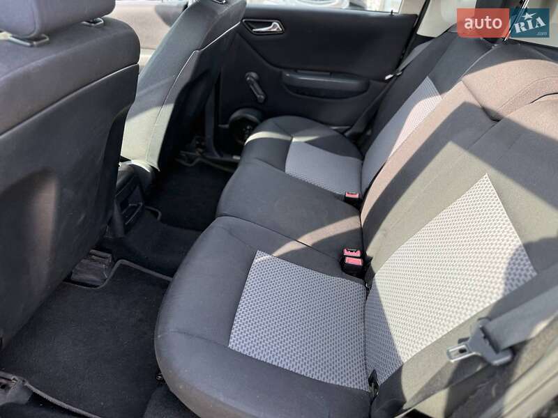 Хэтчбек Mercedes-Benz A-Class 2006 в Киеве