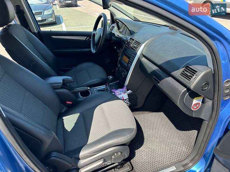 Хетчбек Mercedes-Benz A-Class 2008 в Луцьку