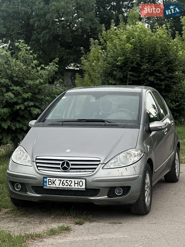 Хэтчбек Mercedes-Benz A-Class 2006 в 