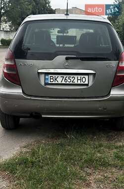 Хэтчбек Mercedes-Benz A-Class 2006 в 