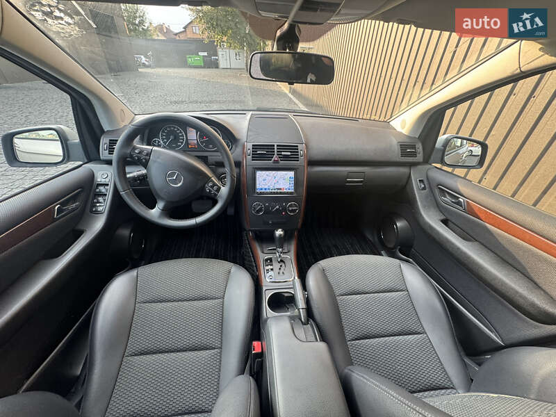 Хэтчбек Mercedes-Benz A-Class 2011 в Киеве