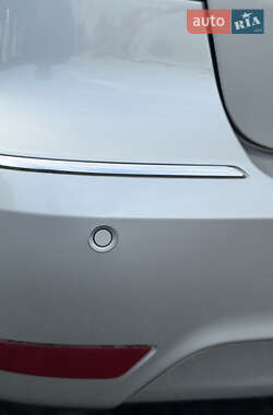 Хэтчбек Mercedes-Benz A-Class 2011 в 